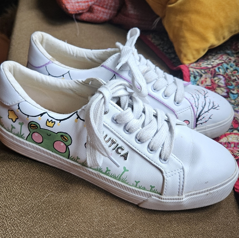 Nautica white runners with handpainting: cherry blossoms, frogs, hearts  39/8.5